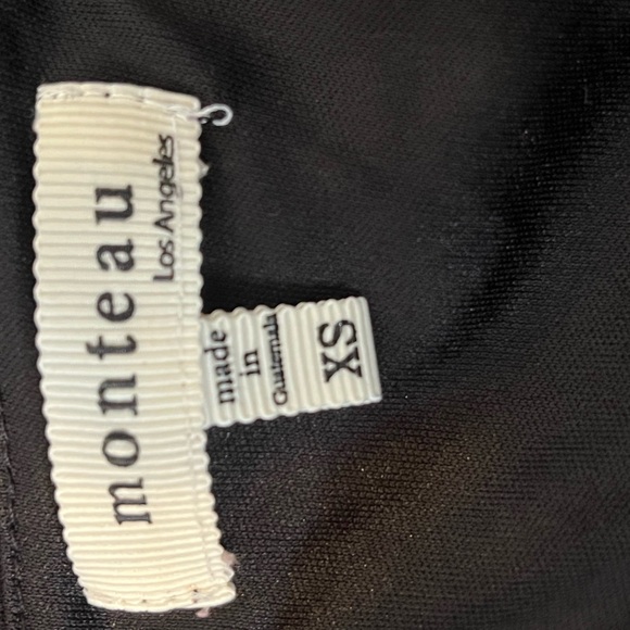 Simple black A frame style dress - Picture 2 of 3